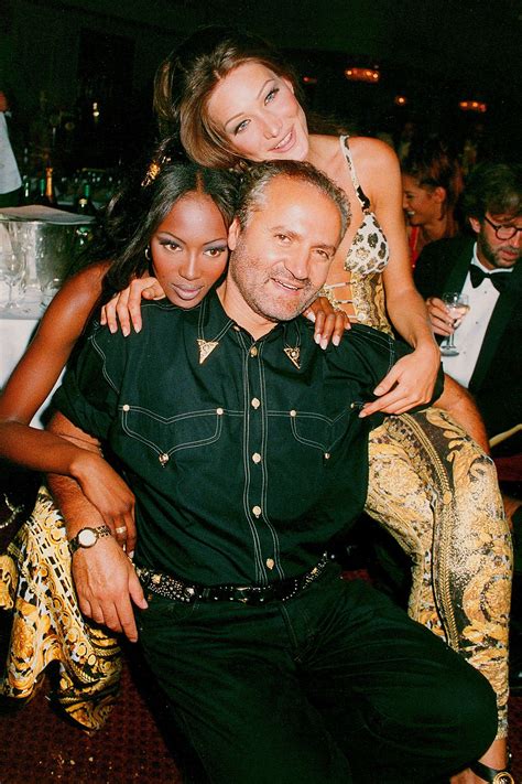 versace ohrenkrebs|Gianni Versace: The Life And Death Of The Iconic .